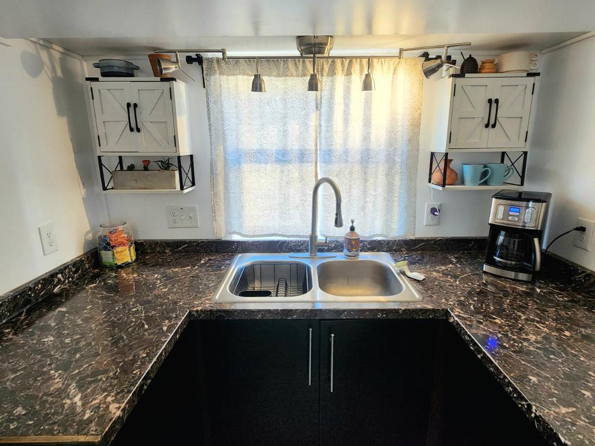 Tiny Home Hot Tub Colorado City المظهر الخارجي الصورة